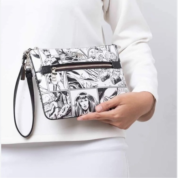 RARE Coach Marvel Gallery Pouch Wrislet - Picture 3 of 10